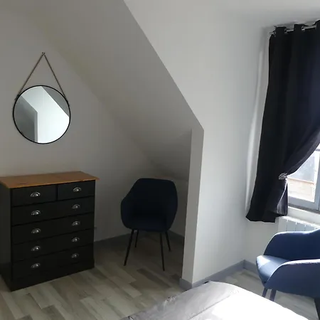 Comme Chez Vous *